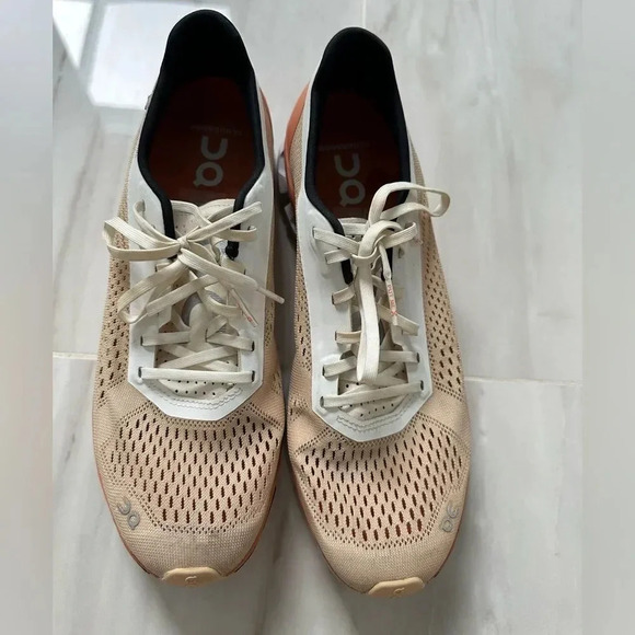 On Running On Cloudboom Women's Running Shoes in Savannah White Size 8.5 - Picture 1 of 16